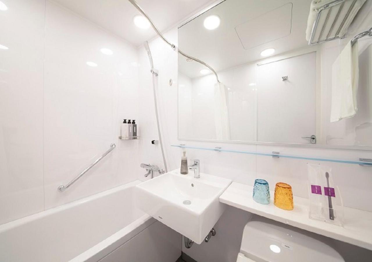 Hotel Keihan Nagoya Bagian luar foto